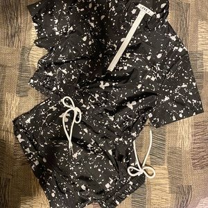 Short Sleeves Collar Crop Top Drawstring Waist pants lined with mesh drawstring